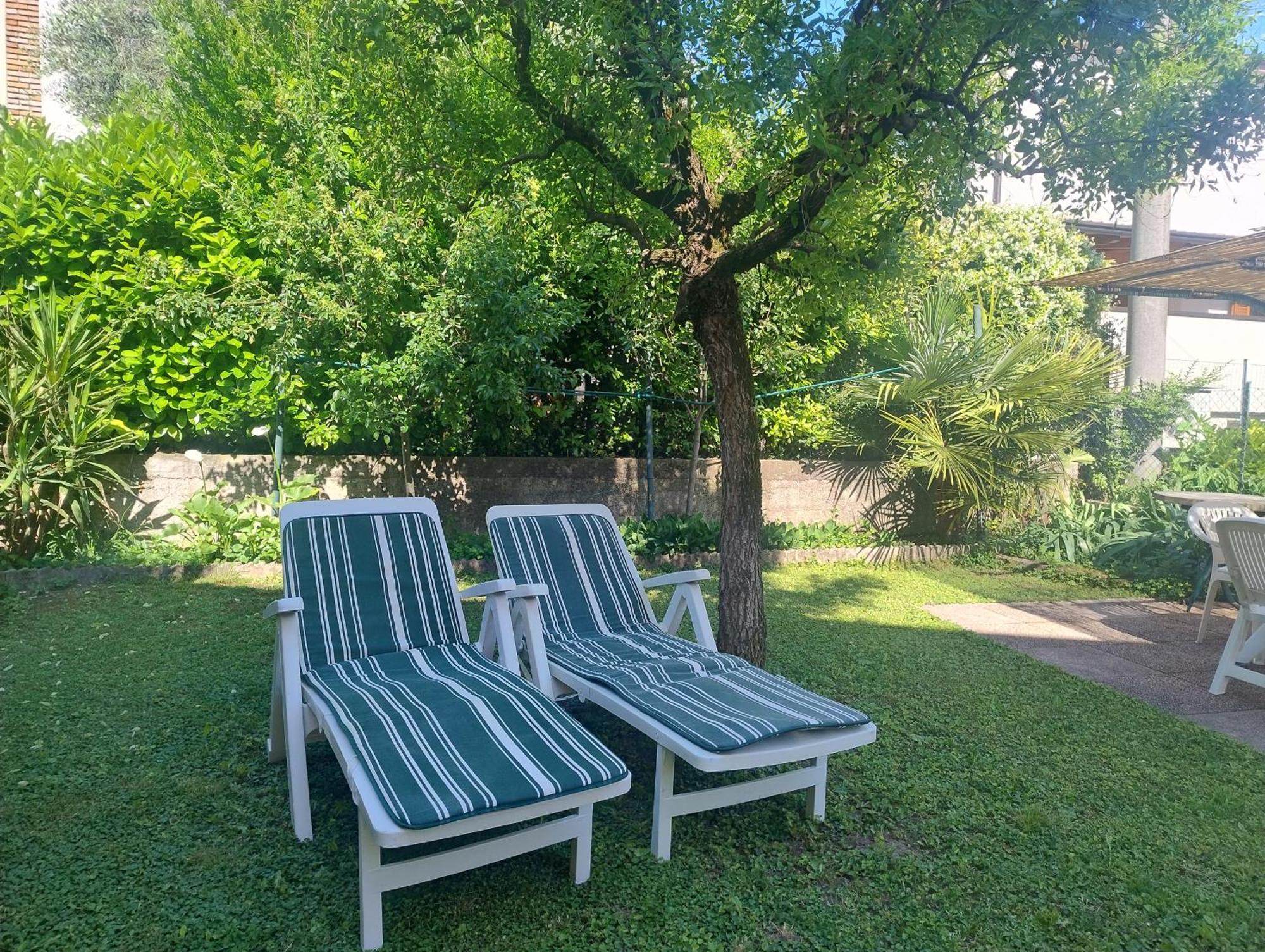 Willa Casa Carlina Pet Friendly House Salò Zewnętrze zdjęcie